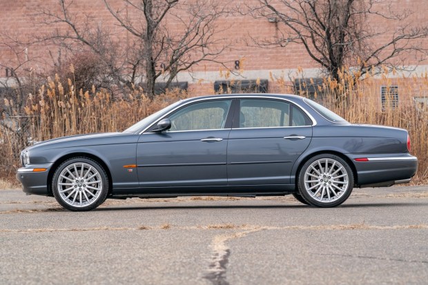 No Reserve: 2004 Jaguar XJR