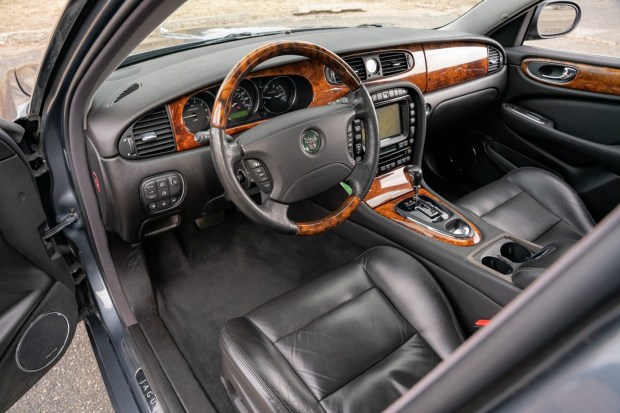 No Reserve: 2004 Jaguar XJR